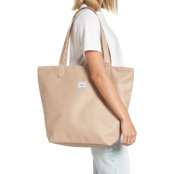 NWT Herschel Supply Co Mica Canvas Tote - Picture 1 of 5